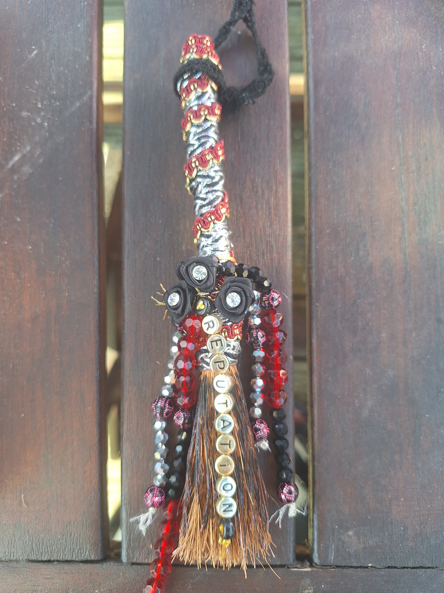 Taylor Swift - Reputation Broomsick