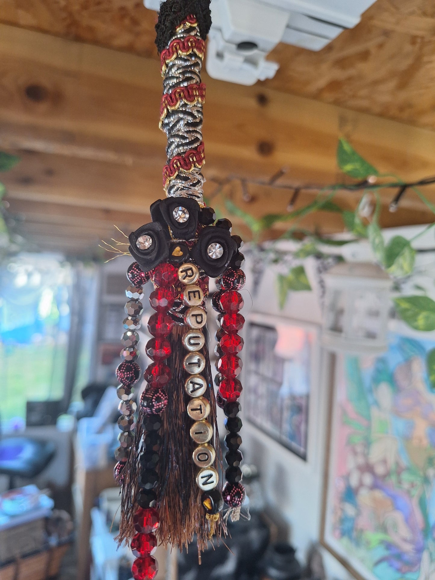 Taylor Swift - Reputation Broomsick